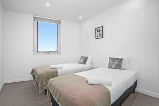 Domi Rentals - Huge Malvern Rd Penthouse and View - Melbourne - 6