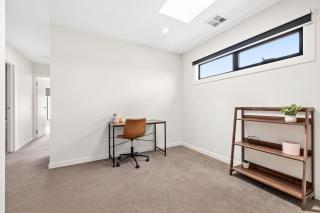 Domi Rentals - The Rayhur Residence - Clayton North - 5