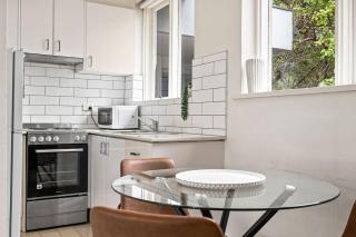 Domi Rentals - The Carlisle Apartments - Melbourne - 4