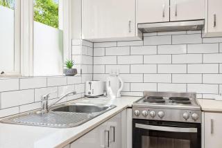 Domi Rentals - The Carlisle Apartments - Melbourne - 3