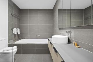 Domi Rentals - The Main Residence - Clayton North - 5