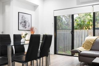 Domi Rentals - The Hampton Homes - Moorabbin - 6