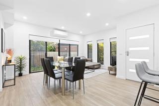 Domi Rentals - The Hampton Homes - Moorabbin - 3