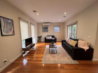 The Blackburn Residences - Notting Hill - 0