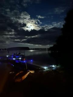 Hay Bay Haven on the Water - Deseronto - 8