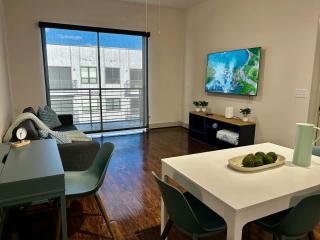 Central Heights functional 2B2B. Longterm Condo - Houston - 7