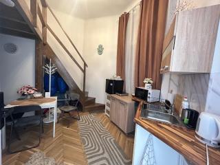 CrystalHome - Budapest - 1