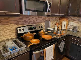 Westchase Long-term Pool King Bed fully equipped - Houston - 6