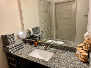 Westchase Modern 2B2B king Fully equipped Long term - Houston - 2