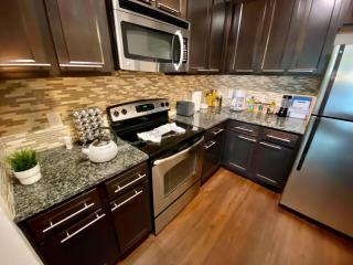 Westchase Cheerful Modern 2 king Long term - Houston - 9