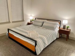 Westchase Longterm pool 2B2B King fully equipped - Houston - 0