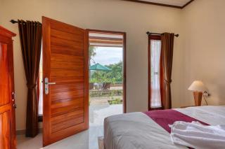Lungguh Penida Hut - 1