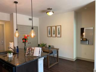 Westchase Longterm pool 2B2B King fully equipped - Houston - 3