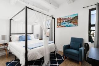 Elegant Style Loft Montrose Beach Rooftop WFH Gym - Chicago - 9