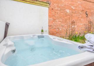 Stone House - Alcester - 9