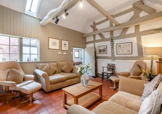 Stone House - Alcester - 7