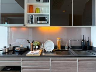 Expansive Loft 2BR - Ultra Fast WiFi - BTS Thonglor - 8
