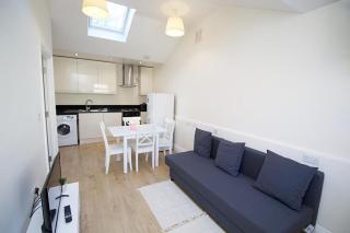 Lovely 1-Bedroom Flat in London near Blackhorse Rd - Londen - 0