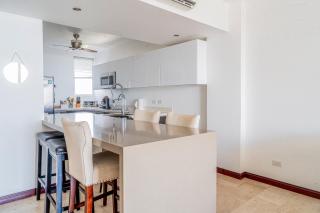 Breakwater Point 603 - 1