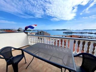 Villa Vista Sol Vodice Penthouse - Vodice - 8