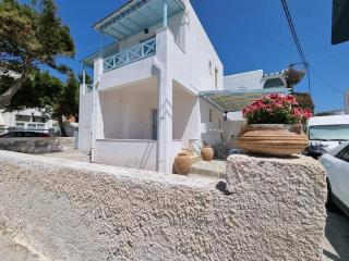 House Irini in Kini - Beach at 5 mt - Super Sunset - Kinion - 4