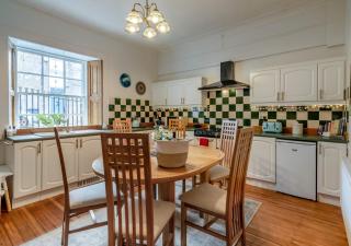 Rowantree House - 1