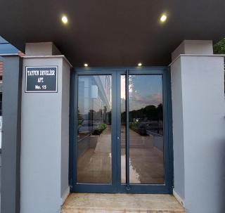 New Spacious Flats Just Minutes from Lara Beach & Kundu Entertainment Zone - Lara - 4