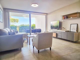 Casa Banderas garden level pool front apartment - La Cala de Mijas - 1
