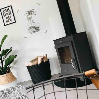 Cozy cottage with nice wood stove and veranda - 8