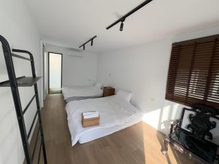Anping Lounge - 1