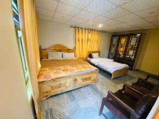 Skardu Rock View Hotel - 9