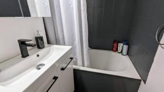 049 Beau studio cabine quartier falaises avec parking - 2