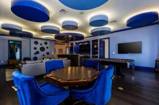 Mansion with Arcade, Theater, Game Loft, Huge Balcony - Kissimmee - 8