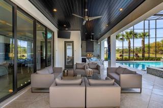 Mansion with Arcade, Theater, Game Loft, Huge Balcony - Kissimmee - 5