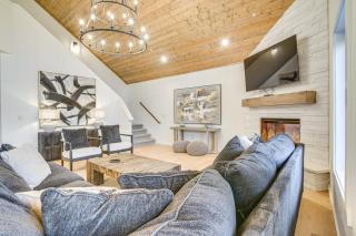 Lake Access and Boat Dock Branson House with Decks! - Branson - 7