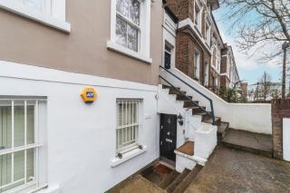 Stylish Shepherd's Bush Flat w/ Patio - Londra - 8