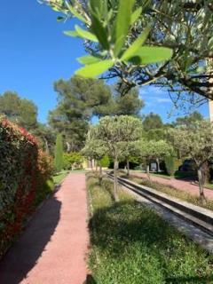 Moderne Wohnung In Mougins Mit Eigenem Garten - Mougins - 1