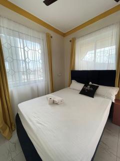 1 bed at Bamburi with extra mattress - Mombassa - 6