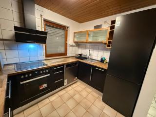 Apisha Apartment 4 - 2