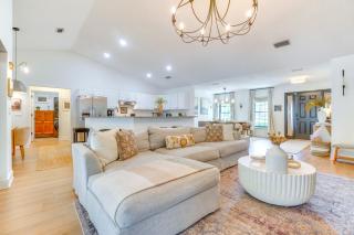 Near Parks and Lakes Sorrento Home with Pool and Yard! - - 8