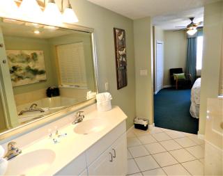 Vacation in Comfort and luxury - 2BR Oceanview - Wyndham Ocean Walk Resort 2332 - Daytona Beach - 1