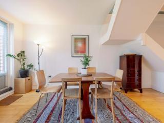 3-Bedroom Duplex w Private Patio in Shoreditch Pass the Keys - Londra - 4