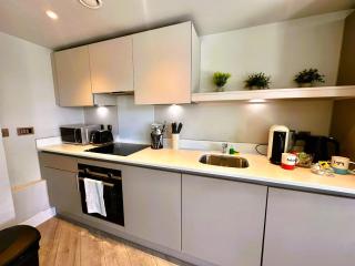 St Martin's Place 5-Guest Apt in BMH - Birmingham - 4