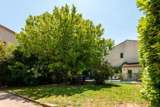 Big House - Parking Privée - Piscine - Wifi - tout équipée - 1