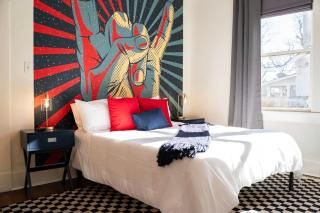 Pickleball Court Ev Power Dock Hot Tub Pool Table - 5