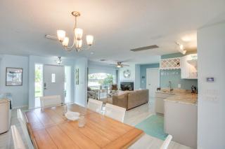 2 Mi to Beach Canal-Front Home in Cape Coral! - Cape Coral - 2