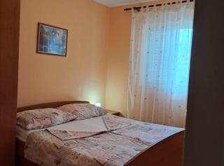 Apartments Dana - Srima - 0