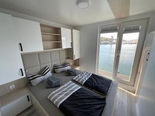 Floating House - LUXURY Floating Sea OASIS Pula - Pula - 1
