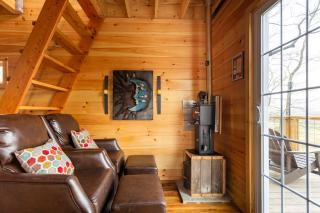 So Secluded and Magical with Easy Access and Pet Friendly - 8