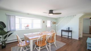 Single Family, Waterfront, Boat Slip, Beach Haven West, Private Yard, Wifi, Lagoon Front 3 Bdrm Home - 5